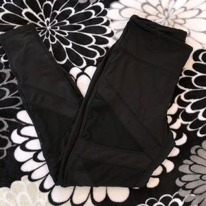 Jessica Simpson “the warmup” work out pants